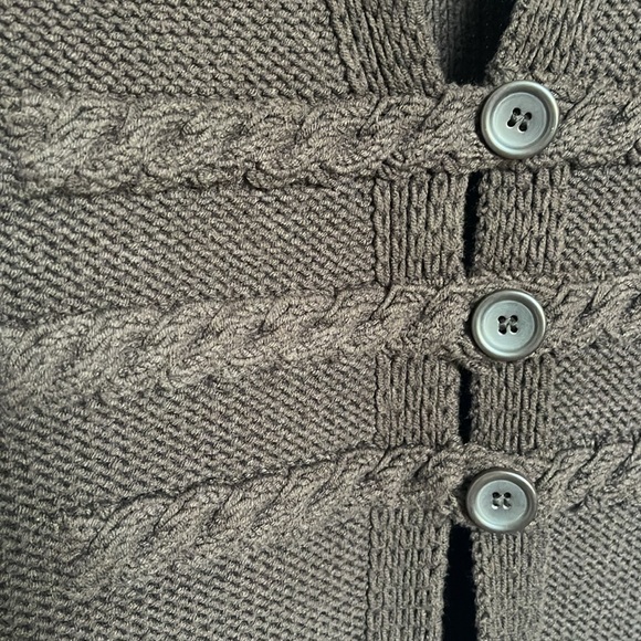 BCBGMaxazria Chocolate Brown Long Cardigan Chunky Knit Sweater 3 Button Size XL - Picture 4 of 9